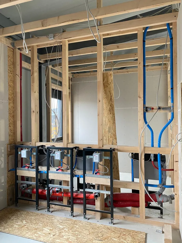 Präzise ausgeführte Unterkonstruktion im Trockenbau